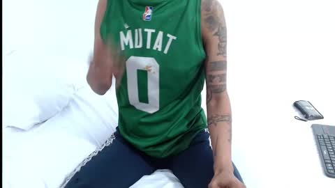 Snapshot of malefica_sex_ chatting on March 3, 2026, 3:23 am malefica_sex_ online show from March 3, 2026, 3:23 am