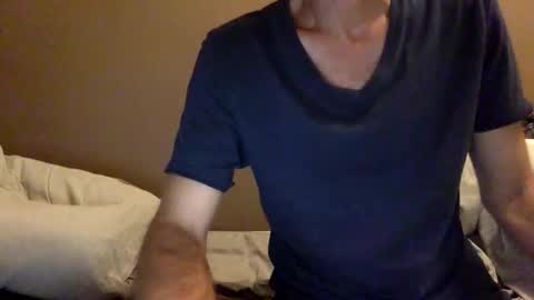 Snapshot of malefrench1 chatting on October 19, 2025, 5:08 am malefrench1 online show from October 19, 2025, 5:08 am