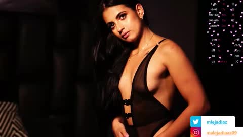 Snapshot of malejadiaz_ chatting on November 20, 2025, 8:19 pm Maleja Diaz online show from November 20, 2025, 8:19 pm