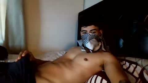 Snapshot of malekthick chatting on June 13, 2026, 2:15 pm malekthick online show from June 13, 2026, 2:15 pm