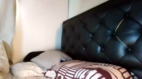 Snapshot of malekthick chatting on June 21, 2026, 1:24 pm malekthick online show from June 21, 2026, 1:24 pm