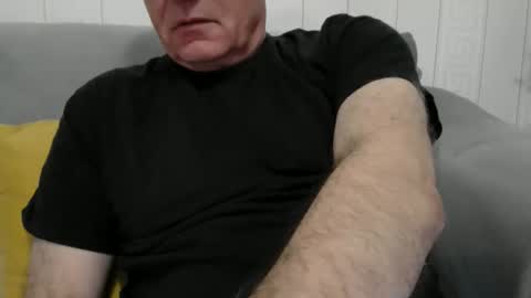 maletoytouse online show from February 19, 2026, 6:48 pm