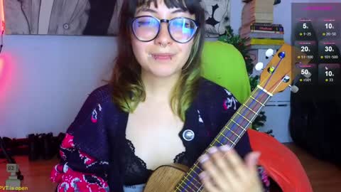 Snapshot of malicia_witch_ chatting on January 10, 2025, 5:05 am Mar  Alicia     Rosie  v A L I C I A W I T C -  Meg Cherie online show from January 10, 2025, 5:05 am