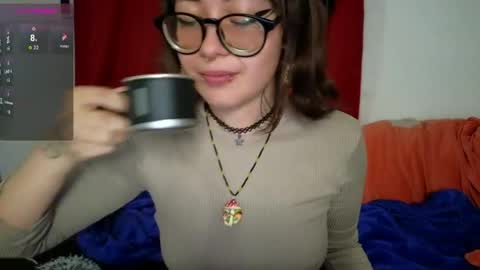 Snapshot of malicia_witch_ chatting on June 3, 2026, 4:48 am Mar Alicia Rosie v A L I C I A W I T C - Meg Cherie online show from June 3, 2026, 4:48 am