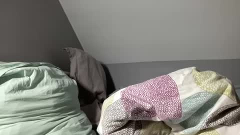 Charlyyee   online show from February 23, 2025, 11:47 pm