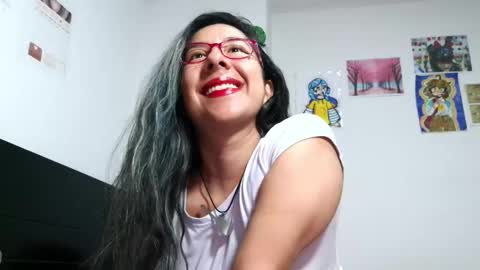 Snapshot of malishka_fox chatting on September 30, 2025, 4:06 am Malishka  online show from September 30, 2025, 4:06 am