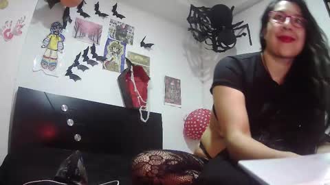 Snapshot of malishka_fox chatting on November 2, 2025, 2:14 am Malishka online show from November 2, 2025, 2:14 am