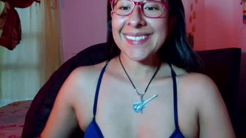 Snapshot of malishka_fox chatting on December 14, 2025, 11:09 pm Malishka online show from December 14, 2025, 11:09 pm