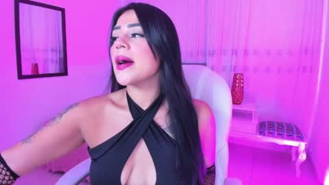 Snapshot of mallorie_owens chatting on April 20, 2026, 4:21 pm Mallorie online show from April 20, 2026, 4:21 pm