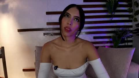mallory_dietlinde online show from May 22, 2026, 2:30 am