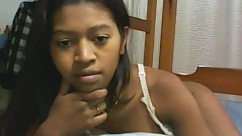 Snapshot of malluna4 chatting on June 6, 2026, 2:00 pm Malluna online show from June 6, 2026, 2:00 pm
