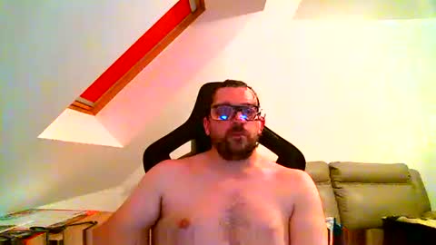 breton online show from October 26, 2025, 10:47 pm