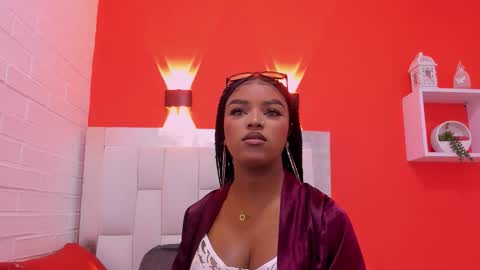 Snapshot of malu_horny_69 chatting on February 11, 2026, 8:36 pm Melanie online show from February 11, 2026, 8:36 pm