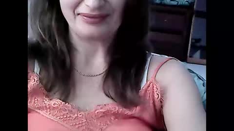 malva0000 online show from October 25, 2025, 7:38 am