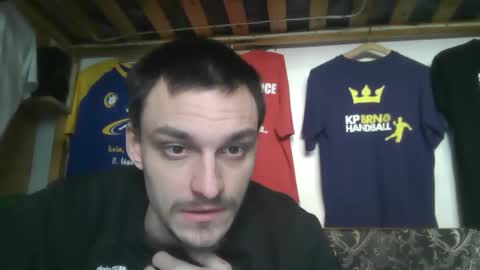 Snapshot of mamamia1789 chatting on March 3, 2026, 9:15 am mamamia1789 online show from March 3, 2026, 9:15 am