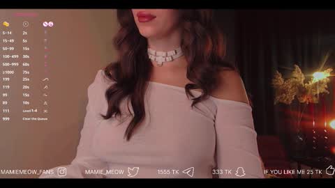 Your Miss Alice  online show from November 19, 2025, 5:40 am