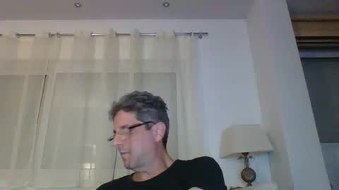 man211172 online show from November 15, 2025, 4:36 pm