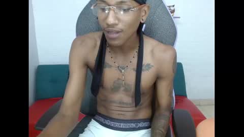 man_san11 online show from December 23, 2024, 4:17 pm