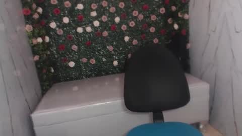 man_san11 online show from November 2, 2025, 5:48 pm