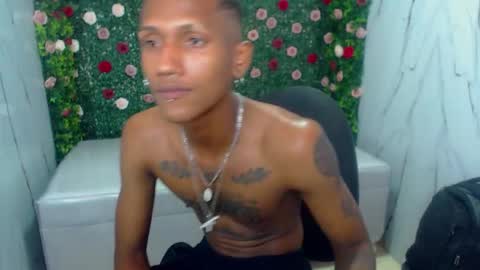 man_san11 online show from November 4, 2025, 5:01 pm