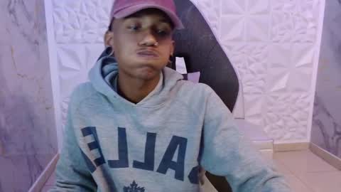 man_san11 online show from March 1, 2026, 5:15 pm