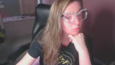 MandyBabyXXX online show from March 4, 2026, 11:11 pm