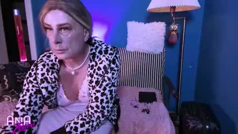 Snapshot of mandyline chatting on February 14, 2026, 12:35 pm mandyline online show from February 14, 2026, 12:35 pm