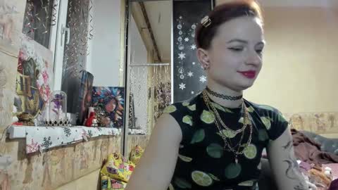 Snapshot of mandyshine chatting on February 4, 2026, 6:47 pm Mandy online show from February 4, 2026, 6:47 pm