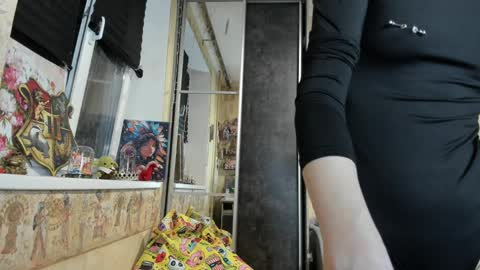 Snapshot of mandyshine chatting on March 28, 2026, 5:45 pm Mandy online show from March 28, 2026, 5:45 pm