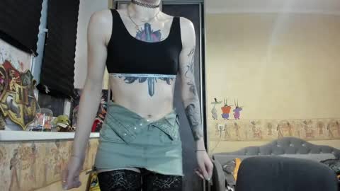 Snapshot of mandyshine chatting on April 8, 2026, 4:18 pm Mandy online show from April 8, 2026, 4:18 pm