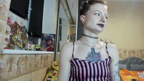 Snapshot of mandyshine chatting on April 18, 2026, 7:07 pm Mandy online show from April 18, 2026, 7:07 pm