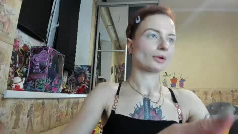Snapshot of mandyshine chatting on May 7, 2026, 5:18 pm Mandy online show from May 7, 2026, 5:18 pm