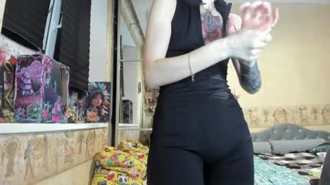 Snapshot of mandyshine chatting on May 14, 2026, 4:14 pm Mandy online show from May 14, 2026, 4:14 pm