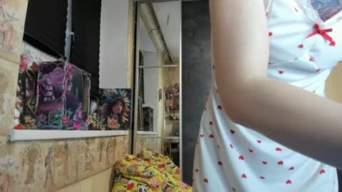 Snapshot of mandyshine chatting on May 15, 2026, 5:42 pm Mandy online show from May 15, 2026, 5:42 pm