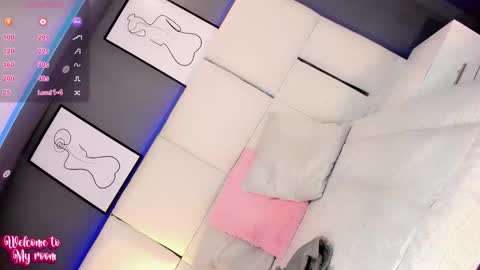 manellyksparklee online show from October 26, 2025, 1:06 pm