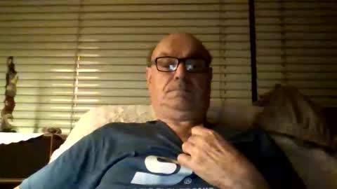 Snapshot of manes5858 chatting on January 17, 2026, 8:45 pm manes5858 online show from January 17, 2026, 8:45 pm