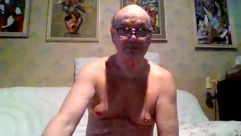 Snapshot of manes5858 chatting on February 7, 2026, 3:27 pm manes5858 online show from February 7, 2026, 3:27 pm