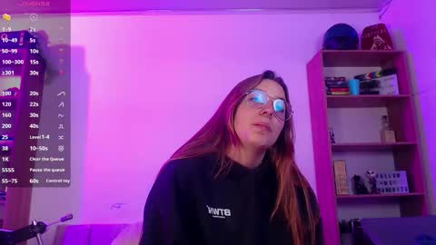 Snapshot of mangxx chatting on November 23, 2025, 10:31 pm Danny online show from November 23, 2025, 10:31 pm