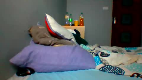 Snapshot of manh3 chatting on April 27, 2026, 3:15 am Man37 online show from April 27, 2026, 3:15 am