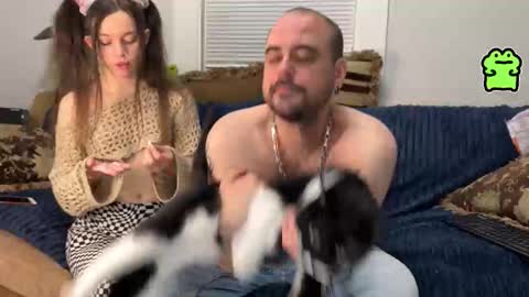 manicpixiedreamfrog online show from March 30, 2026, 4:24 am