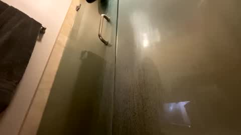 Snapshot of manny764065 chatting on September 17, 2025, 12:56 am manny764065 online show from September 17, 2025, 12:56 am