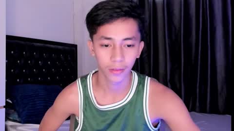 Snapshot of manofyour_lustxx chatting on December 5, 2025, 2:42 am MR. JAY online show from December 5, 2025, 2:42 am