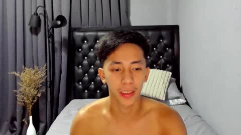 Snapshot of manofyour_lustxx chatting on December 15, 2025, 1:26 pm MR. JAY online show from December 15, 2025, 1:26 pm