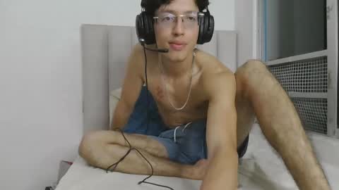 Manuel online show from April 1, 2026, 1:39 am