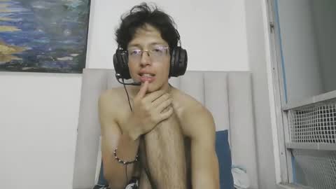 Manuel online show from April 8, 2026, 11:48 pm