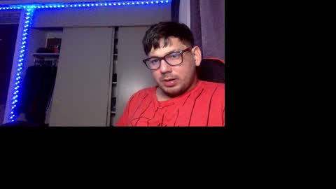 Snapshot of manuelle_francesco chatting on February 10, 2025, 2:30 am Manu online show from February 10, 2025, 2:30 am