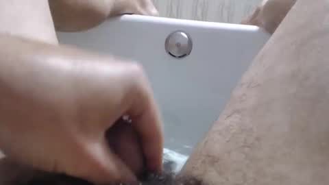 Snapshot of manumanu8585 chatting on November 28, 2025, 6:10 pm manumanu8585 online show from November 28, 2025, 6:10 pm