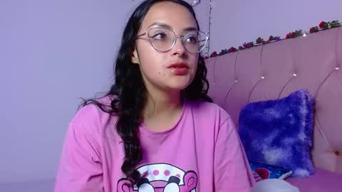 Snapshot of manumeow_ chatting on December 3, 2025, 10:41 pm Manu online show from December 3, 2025, 10:41 pm