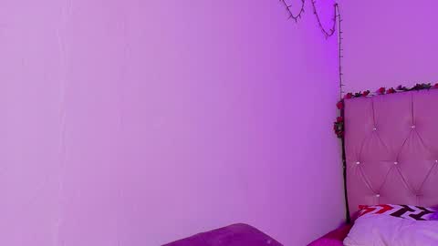 Snapshot of manumeow_ chatting on February 10, 2026, 11:09 pm Manu online show from February 10, 2026, 11:09 pm