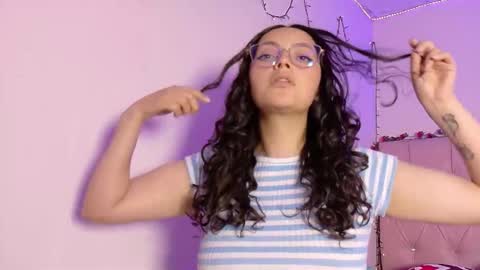 Snapshot of manumeow_ chatting on February 22, 2026, 12:23 am Manu online show from February 22, 2026, 12:23 am